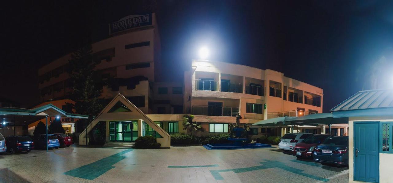 Korkdam Hotel Taifa Екстер'єр фото