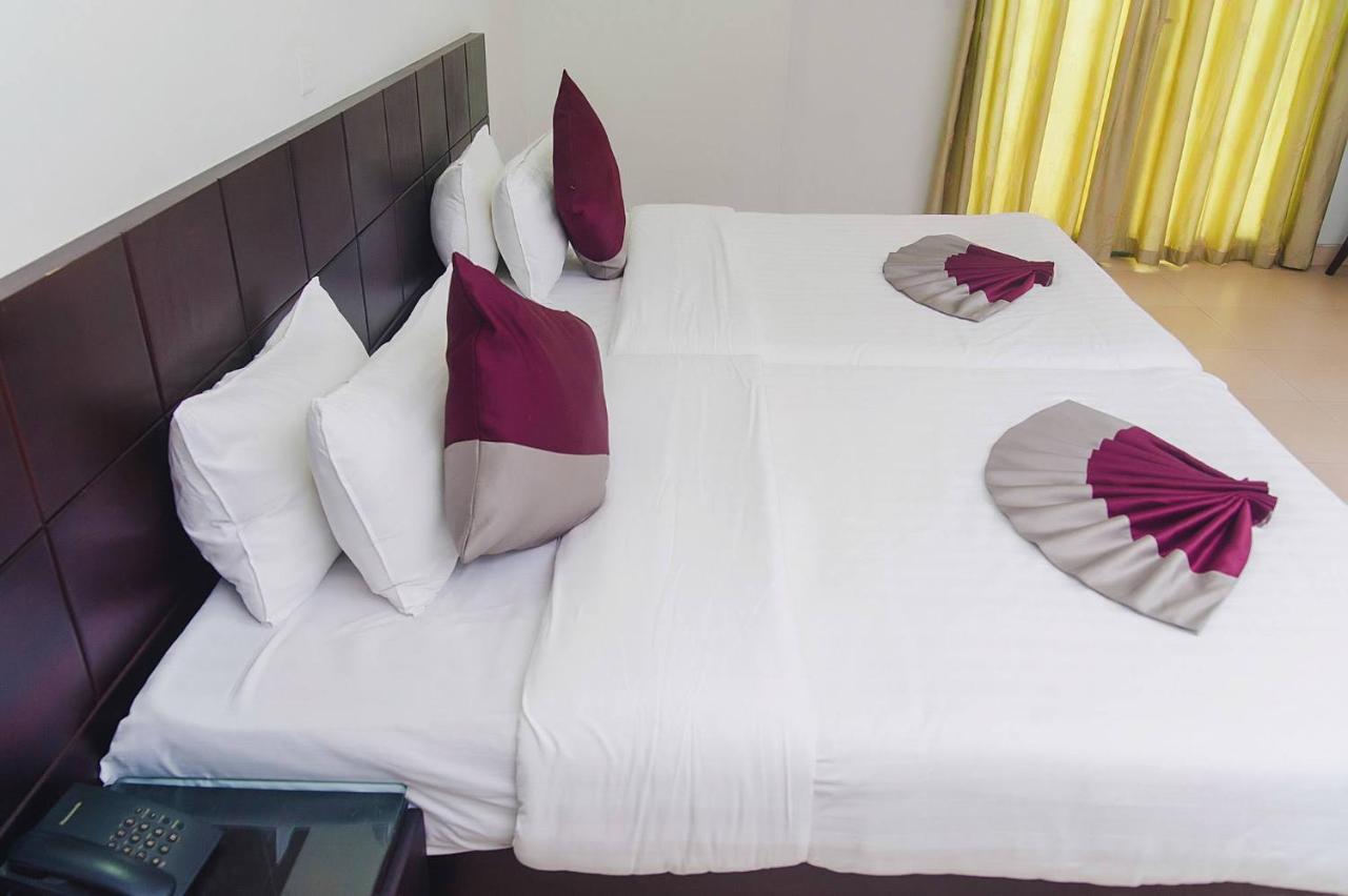 Korkdam Hotel Taifa Екстер'єр фото
