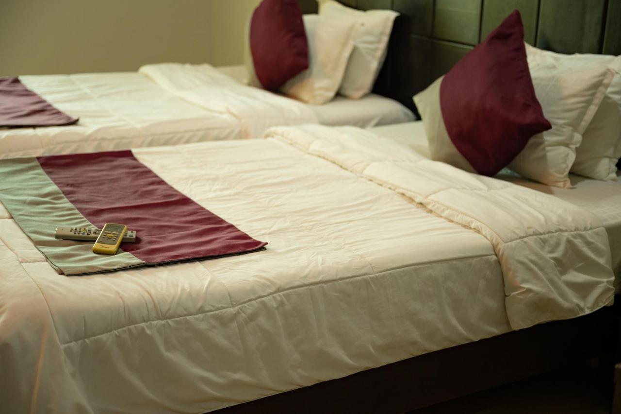 Korkdam Hotel Taifa Екстер'єр фото