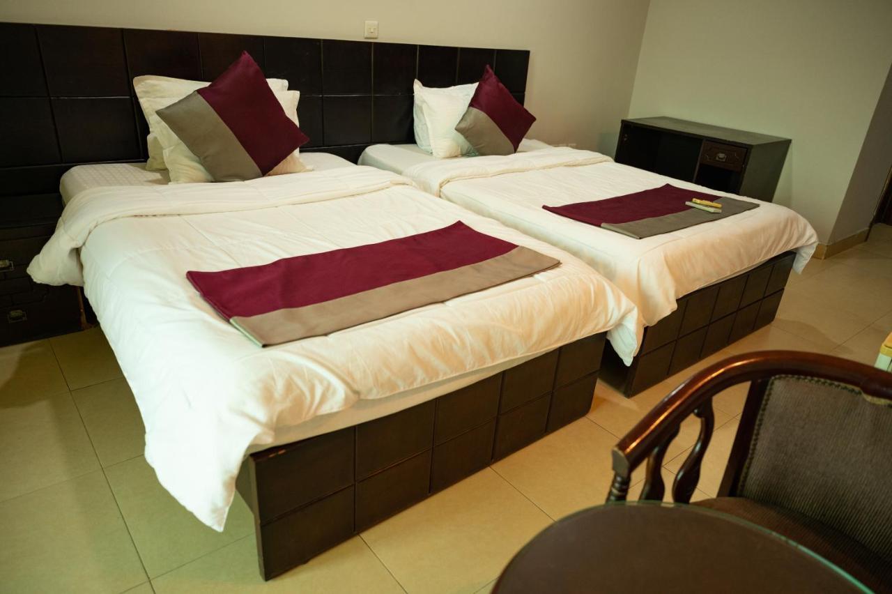 Korkdam Hotel Taifa Екстер'єр фото