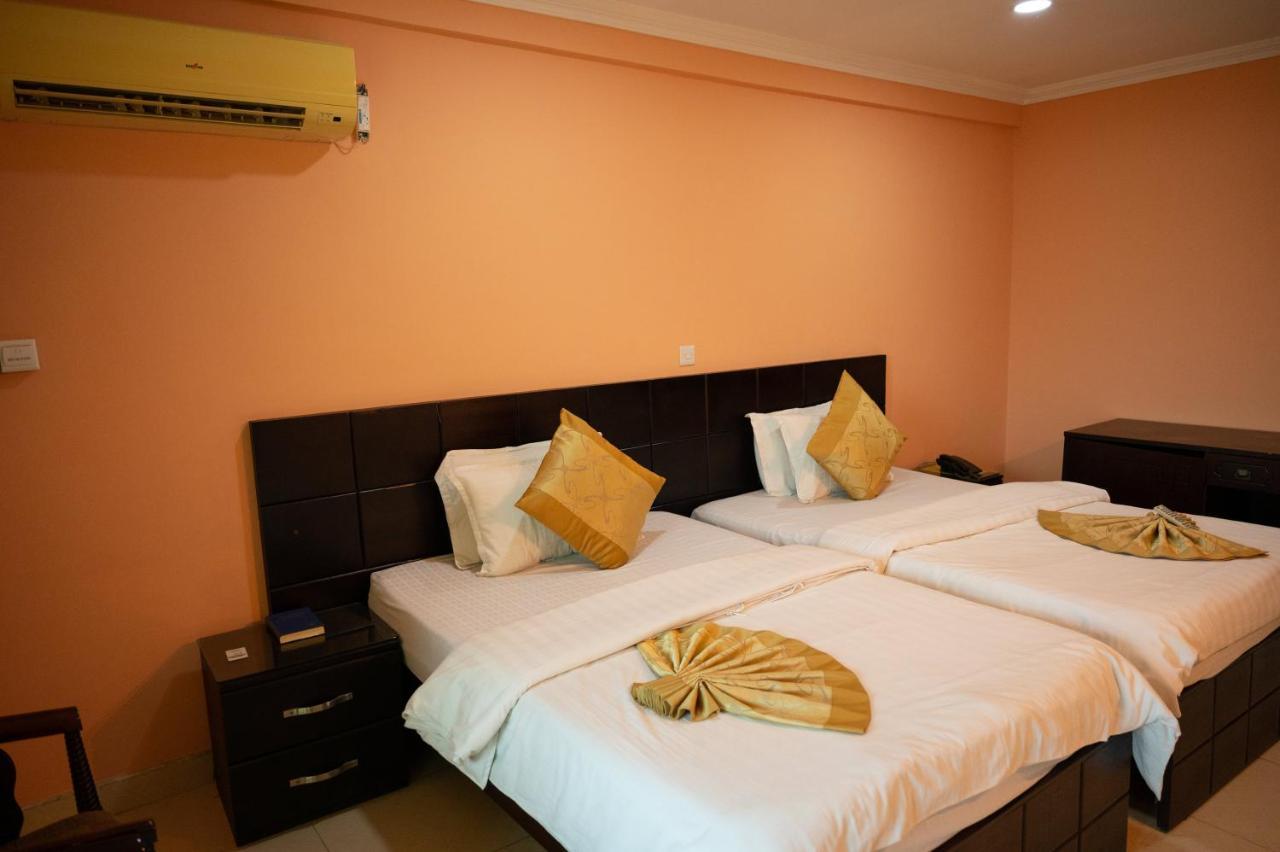 Korkdam Hotel Taifa Екстер'єр фото