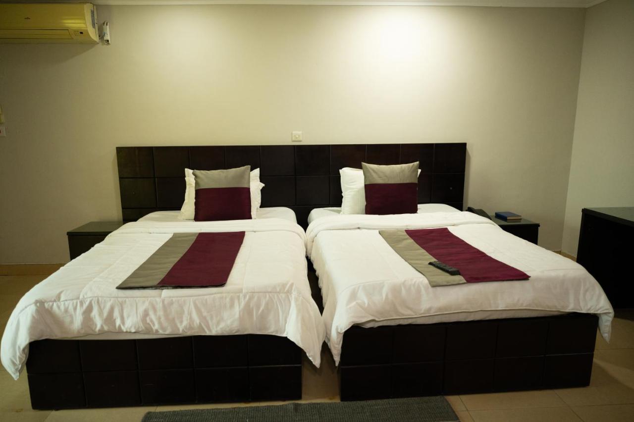 Korkdam Hotel Taifa Екстер'єр фото