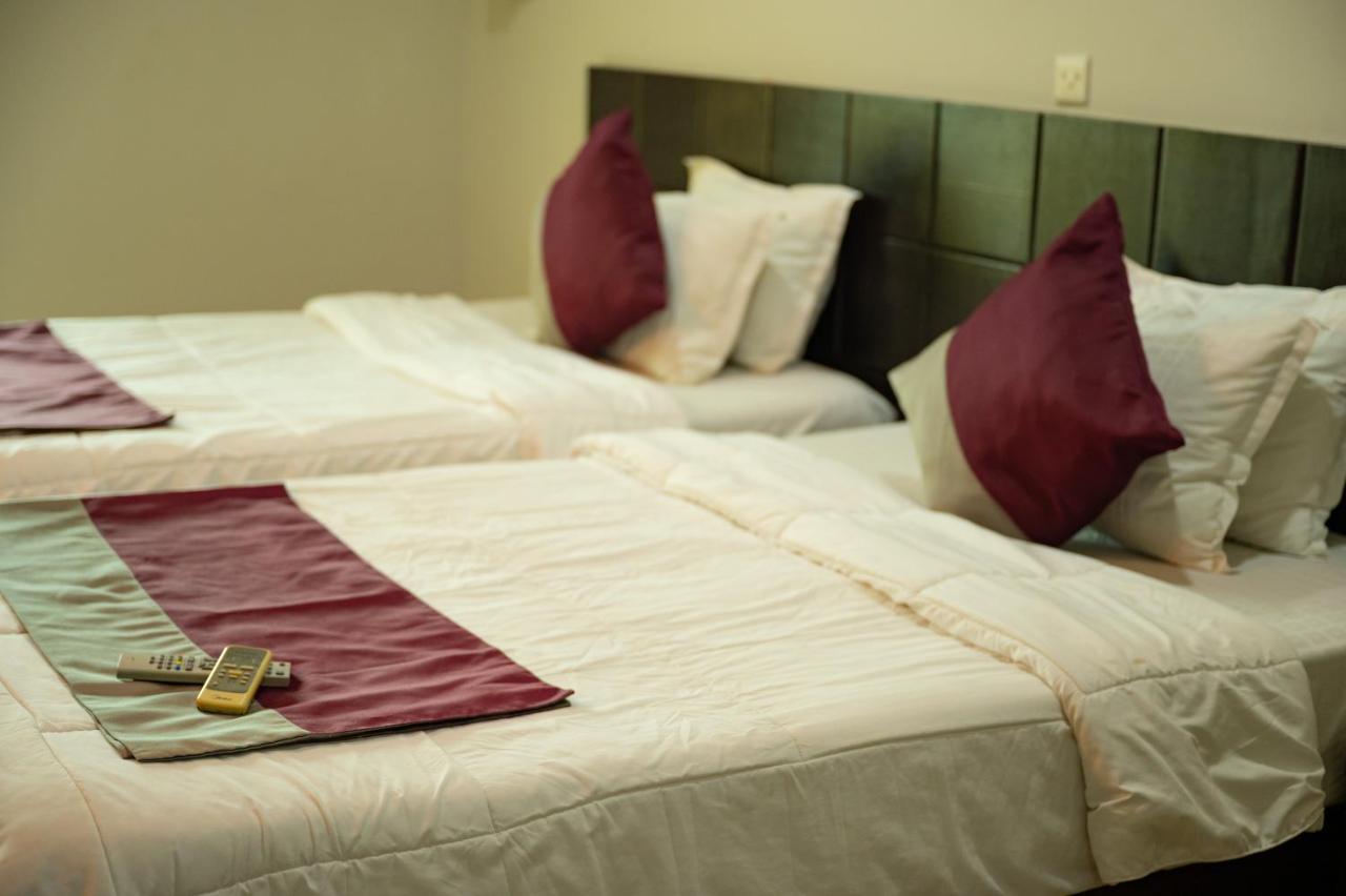 Korkdam Hotel Taifa Екстер'єр фото