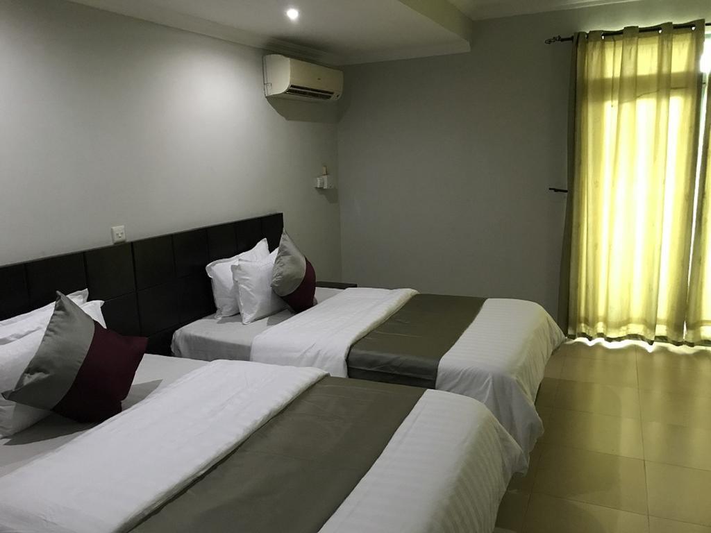 Korkdam Hotel Taifa Екстер'єр фото