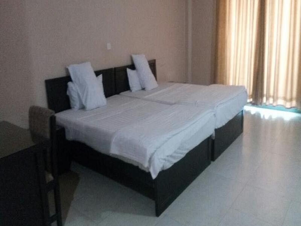 Korkdam Hotel Taifa Екстер'єр фото